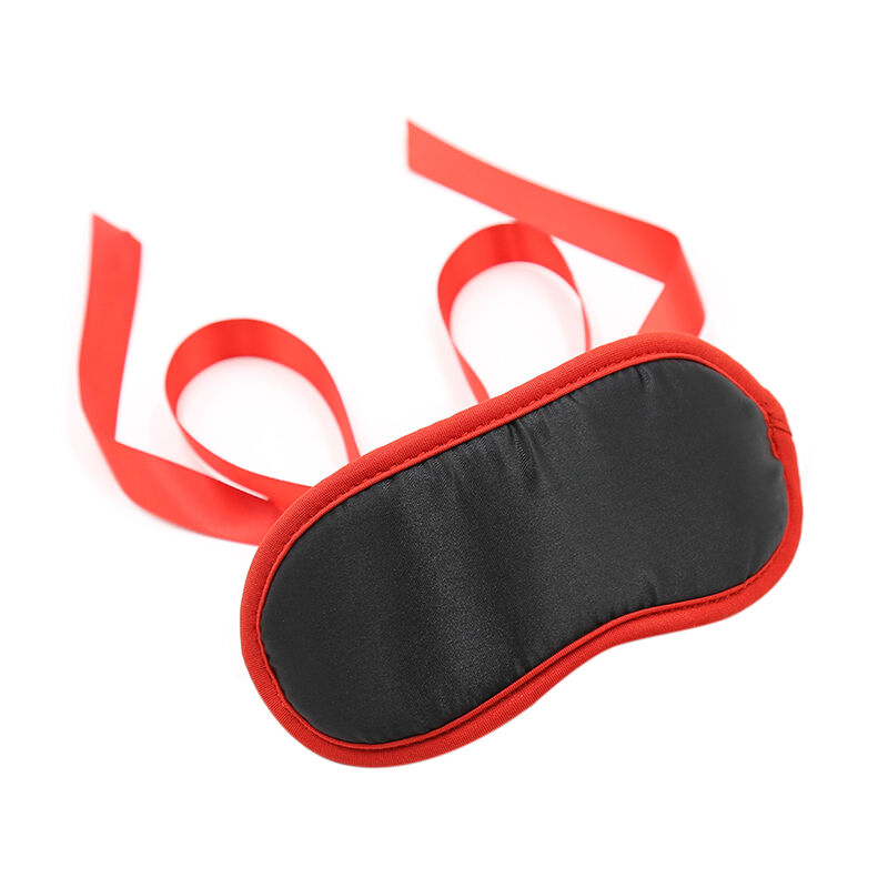 OHMAMA fetishmasker met rode randen